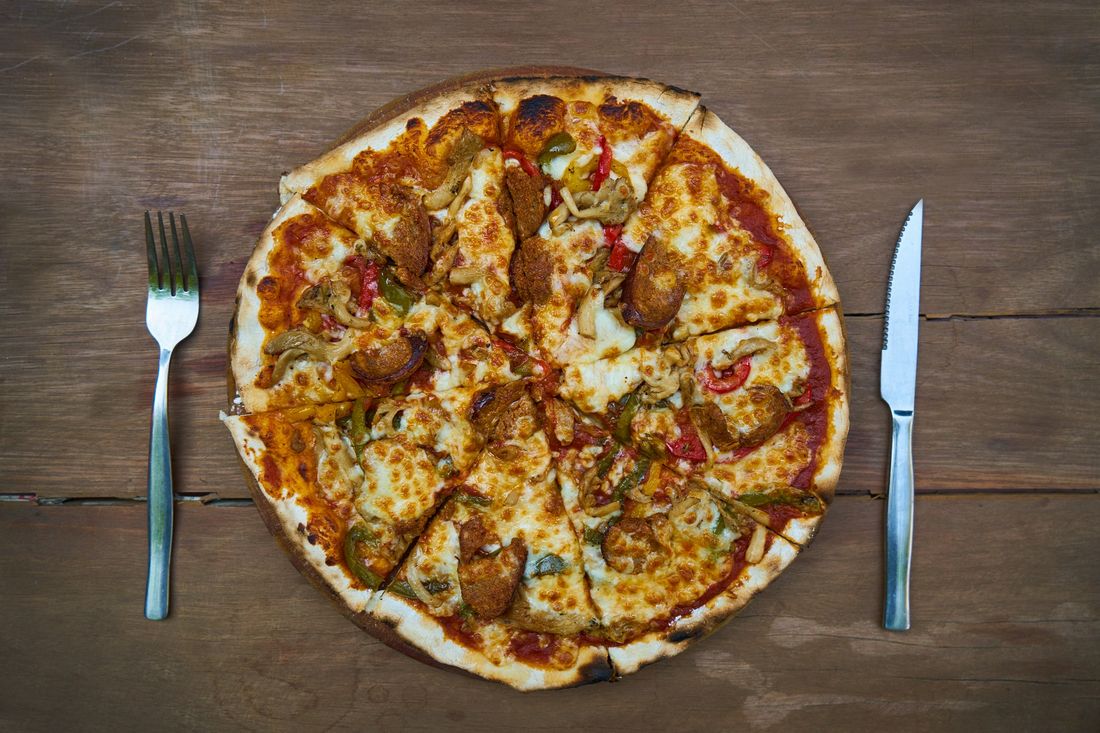 Kupav pizza k nakousnut nakrjen na 8 dl
